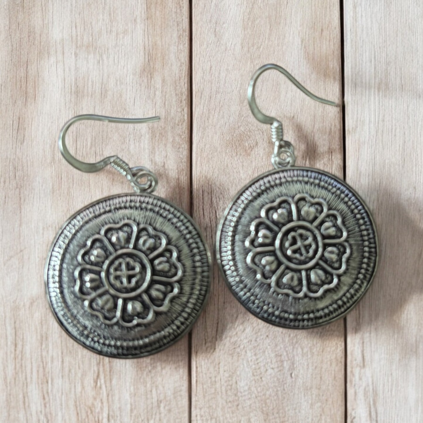 925 Sterling Silver flower round earrings