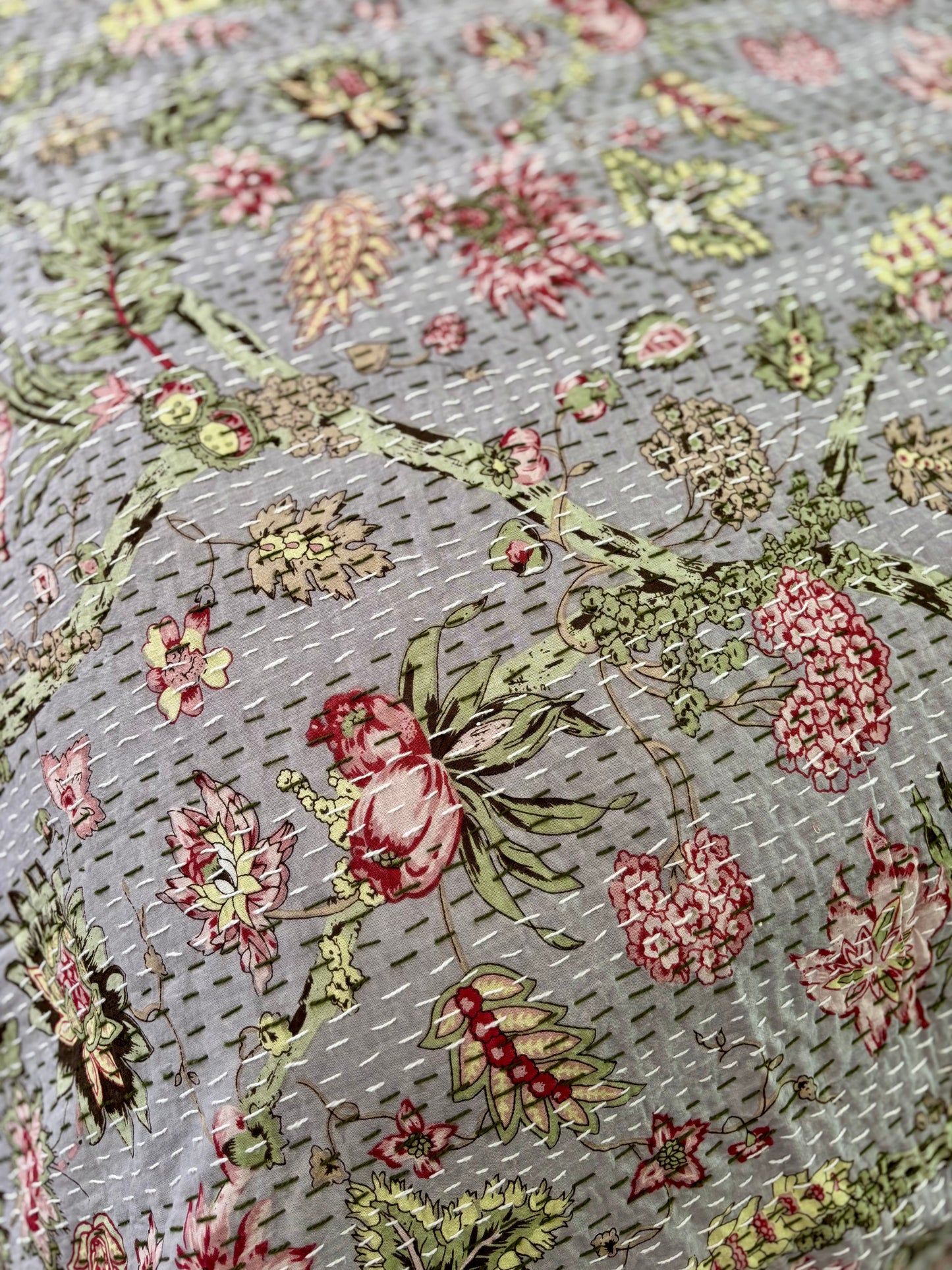 Kalista - Indian Kantha Quilt Bedspread Coverlet