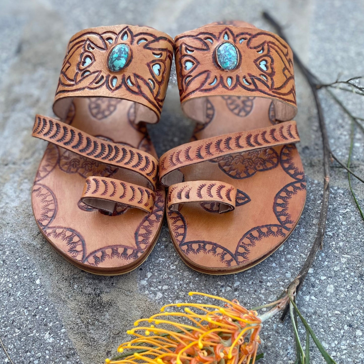 Leather Gemstone Indian Toe Sandals