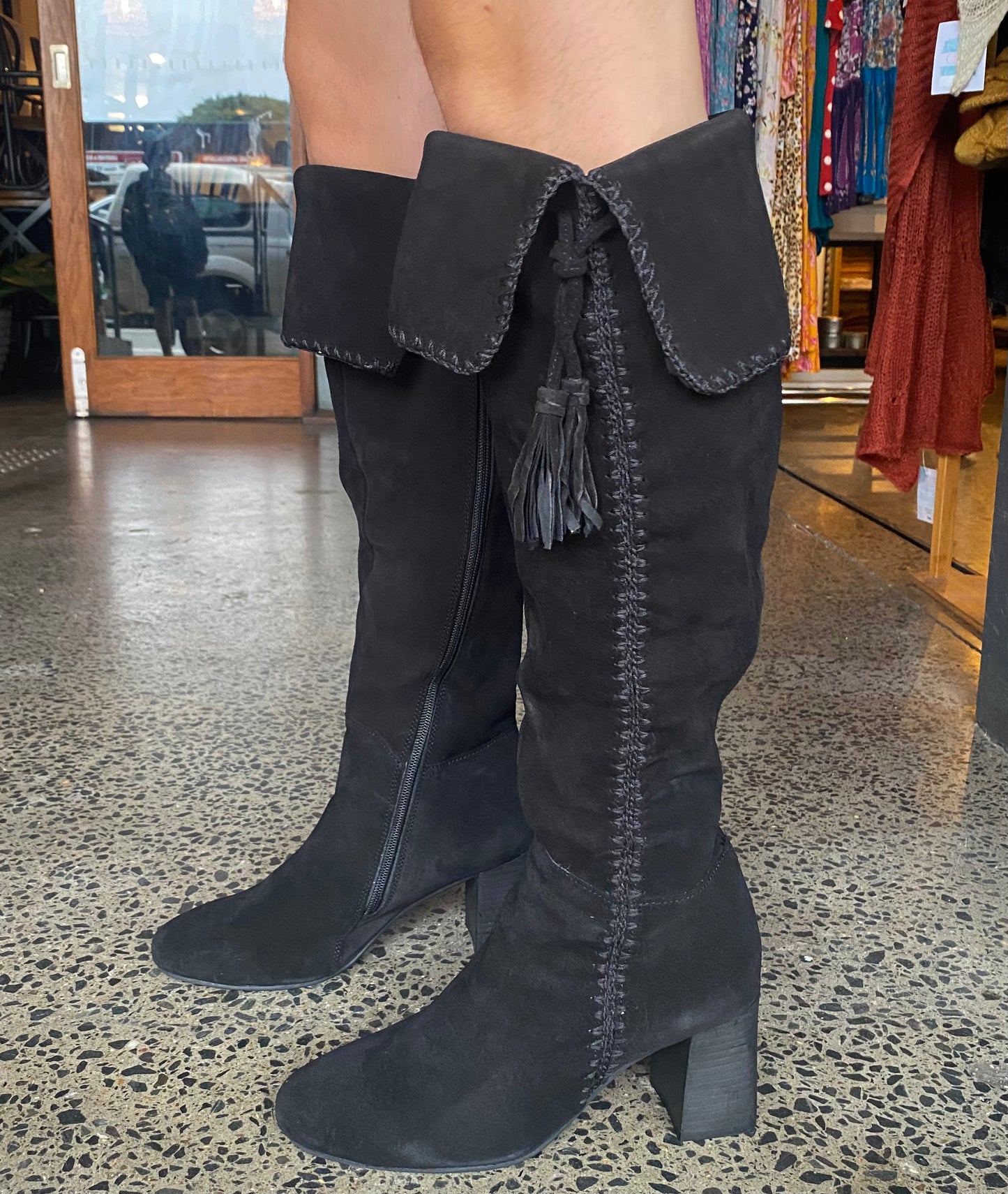 Mail Black Suede Boots