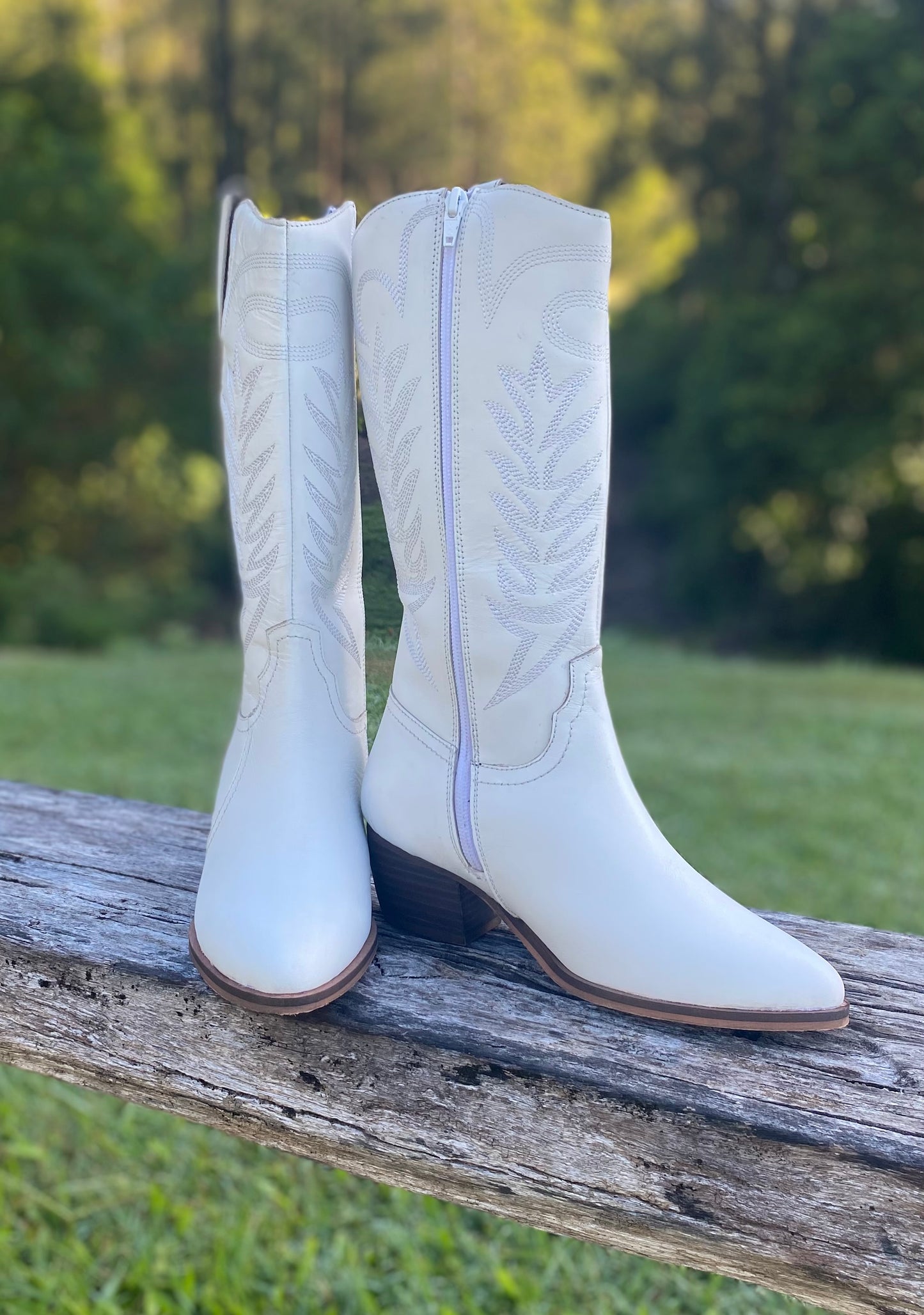 Dakota Boot - White