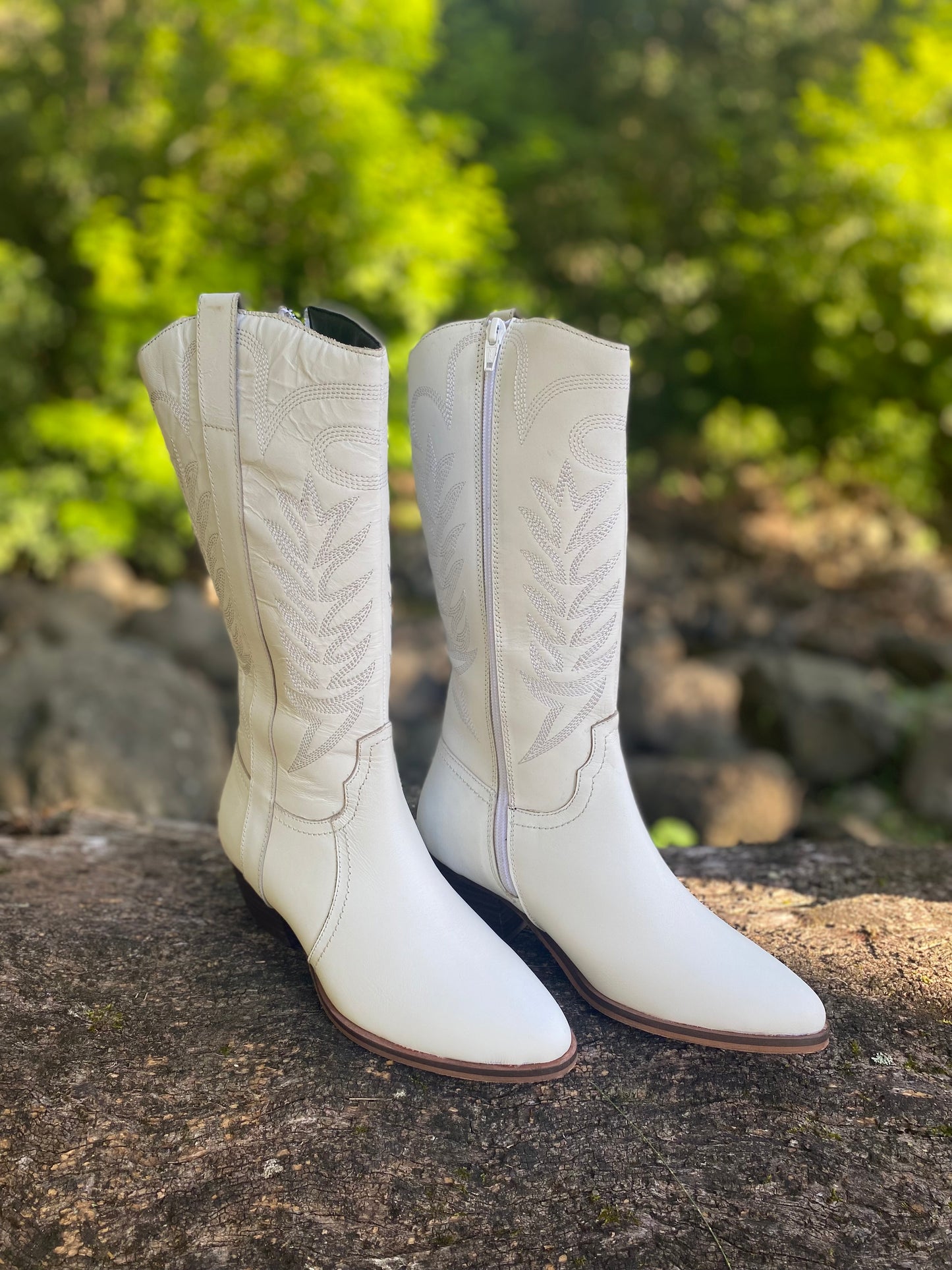 Dakota Boot - White