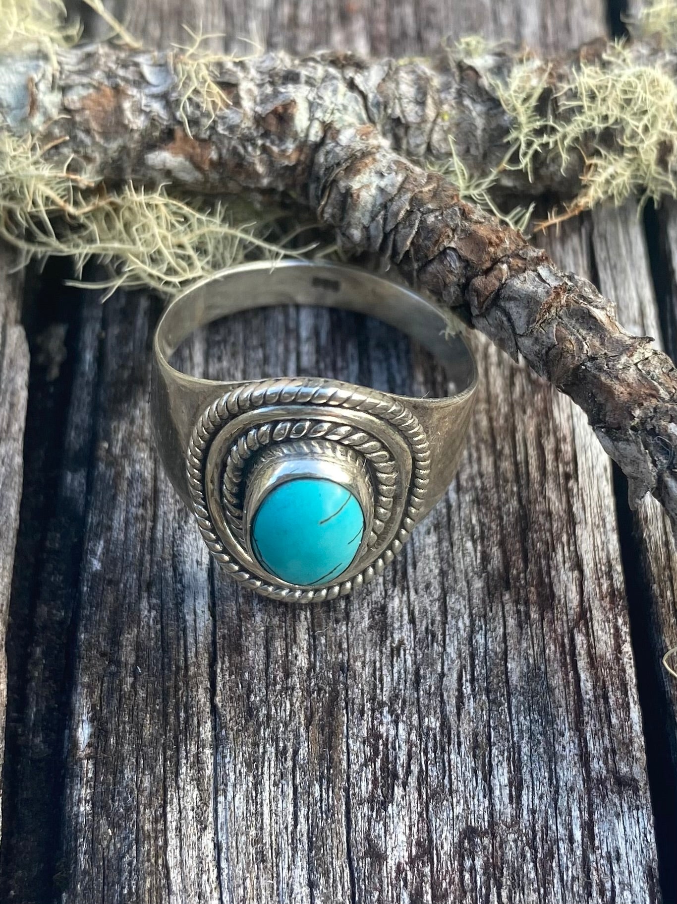 Sterling Silver Mini Chain Detail Turquoise Stone Ring