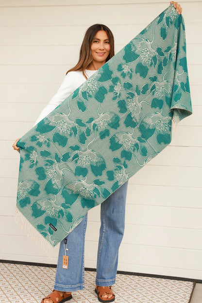 Blue and white cashmere scarf