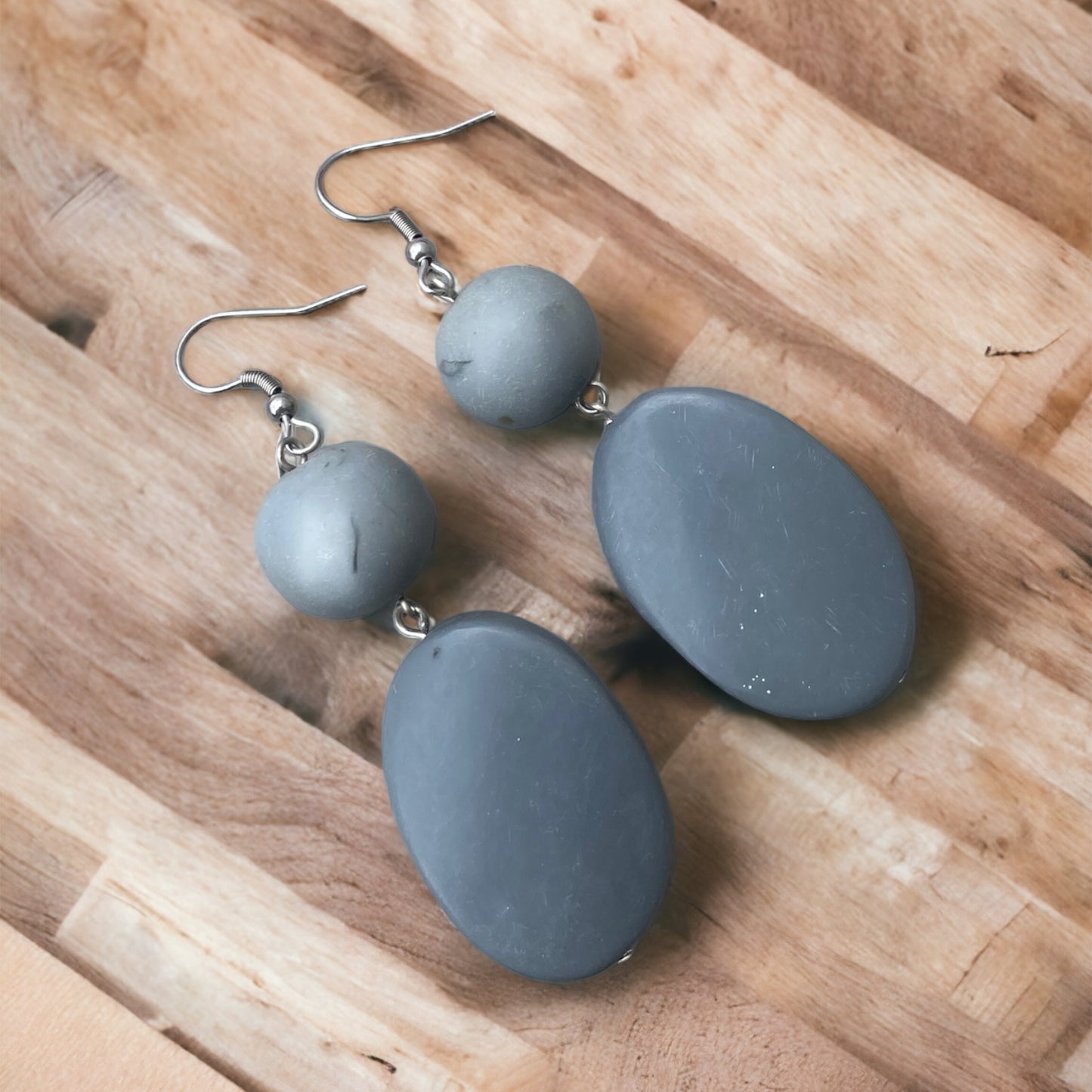 Resin Beaded Earring - Grey