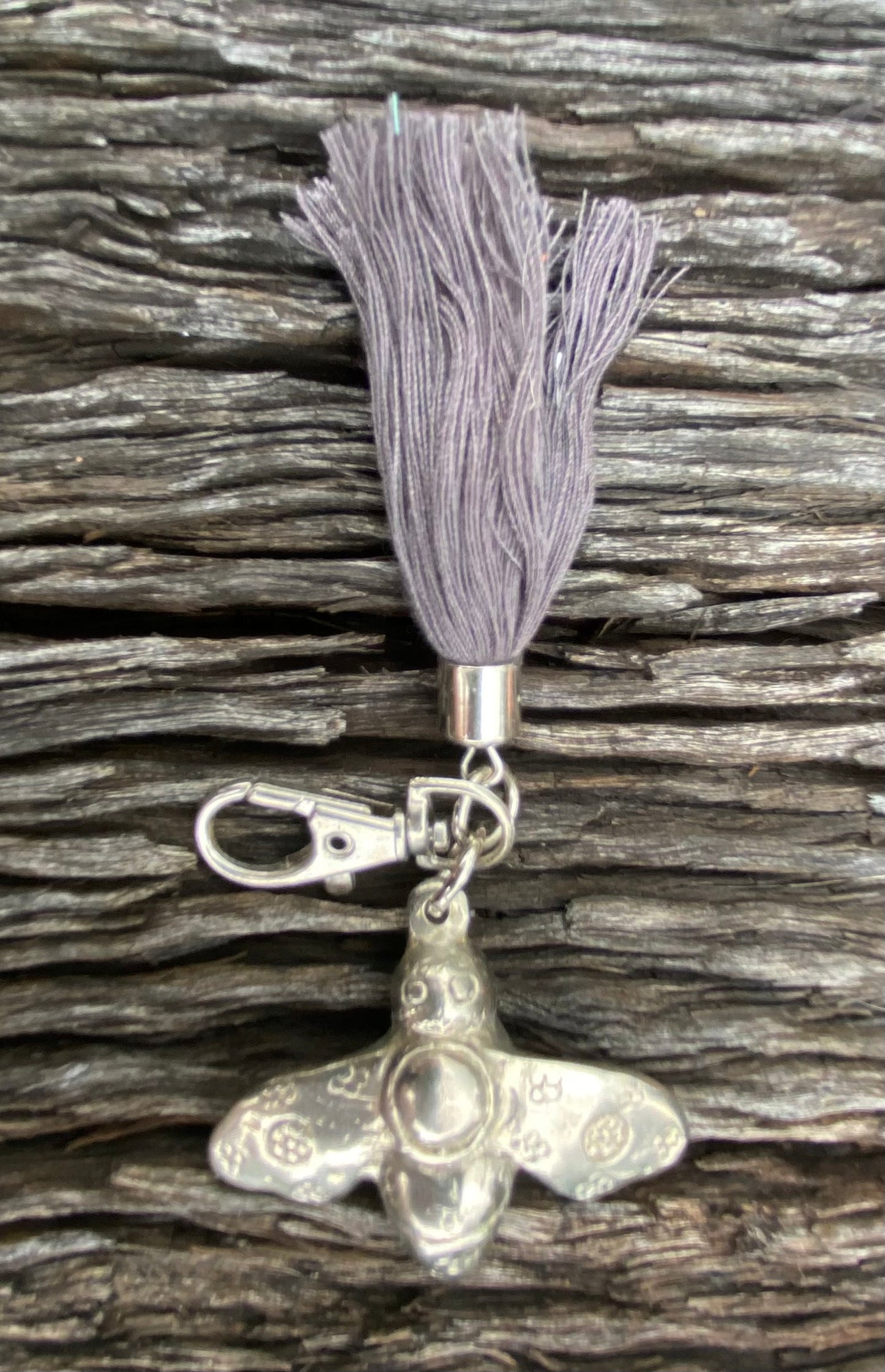 Bee Keychain - Grey