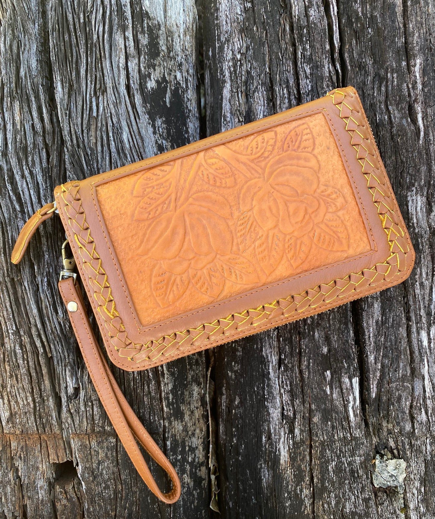 Azalea Purse - Tan